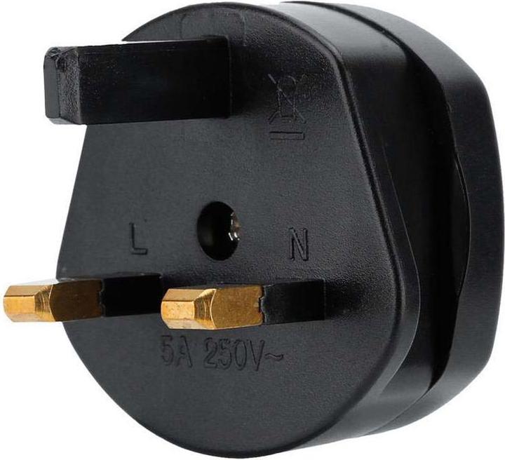 Actual product image Intirilife Socket outlet adapter UK type G to USA type A