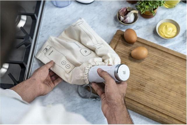 Image du produit Zwilling Enfinigy mixeur plongeant avec gobelet et couvercle à vide argenté