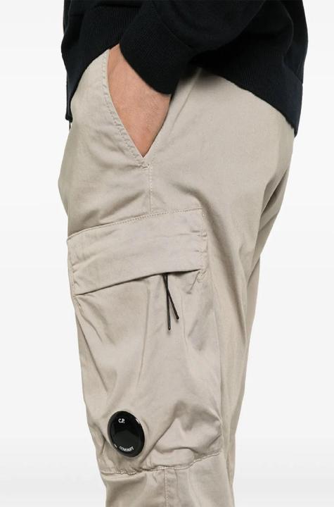 Actual product image C.P. Company Stretch Sateen Ergonomic Cargopants (50)