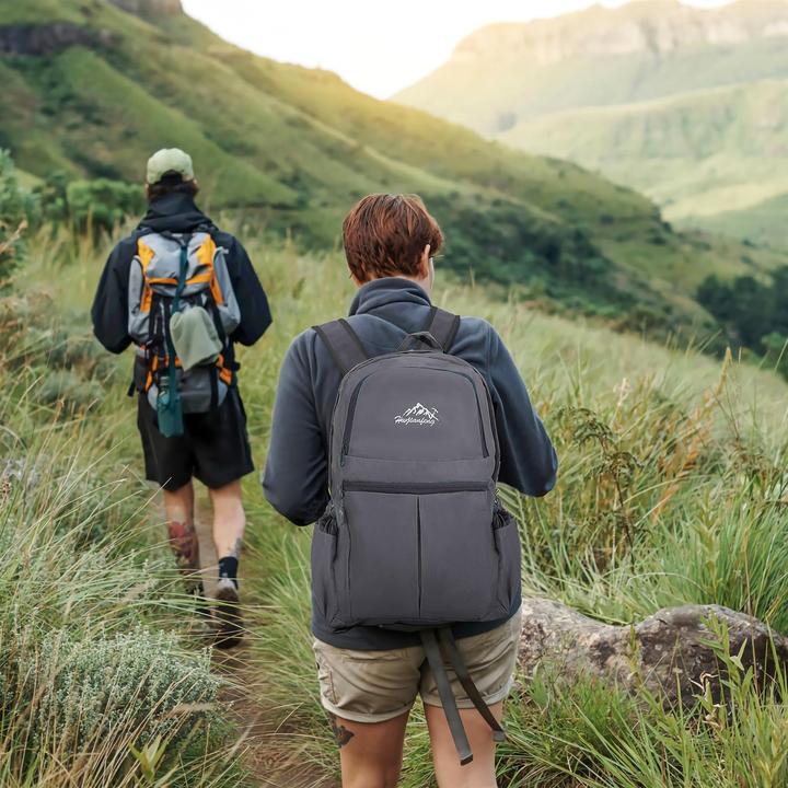 Actual product image Intirilife Foldable Backpack in Grey (36 l)