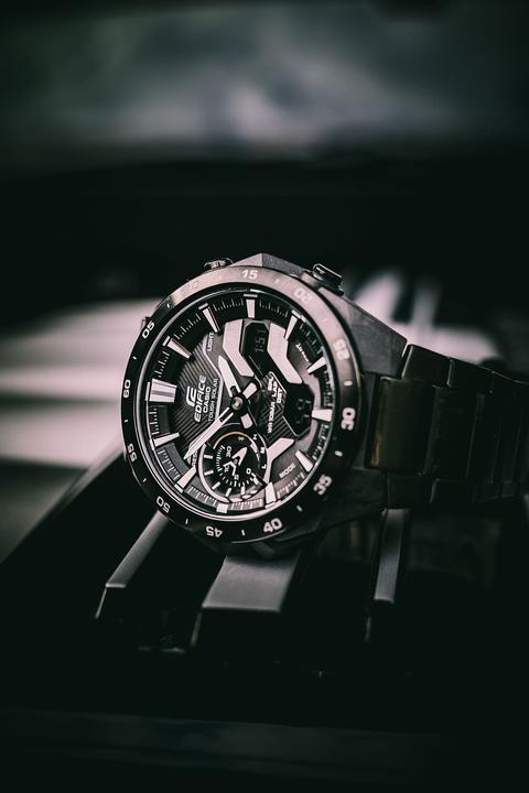 Produktbild Casio ECB-2200DC-1AEF (Chronograph, 45 mm)