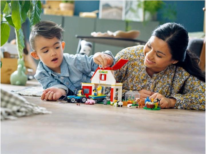 Produktbild LEGO Bauernhof mit Tieren (60346, LEGO City)