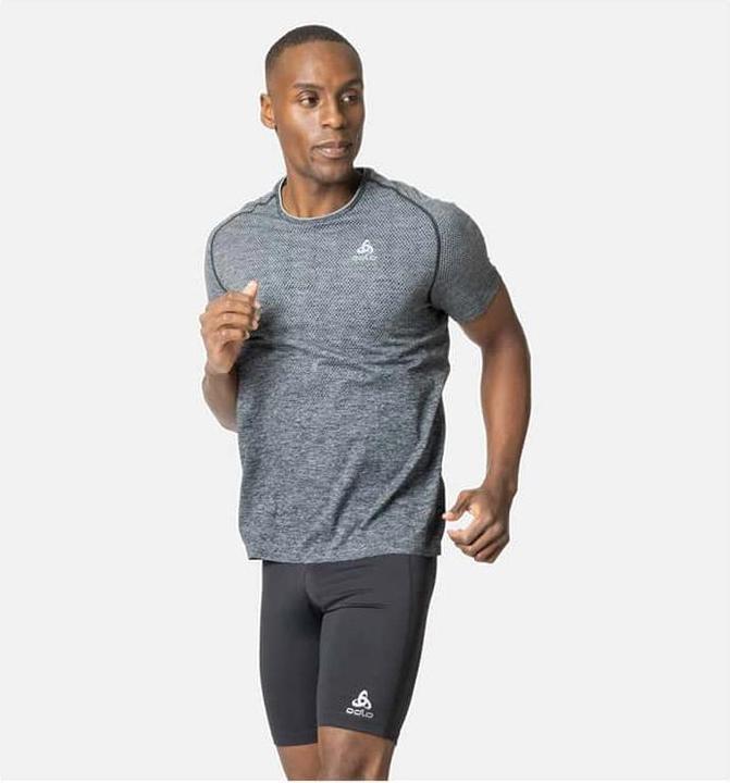 Produktbild Odlo Essentials (M)
