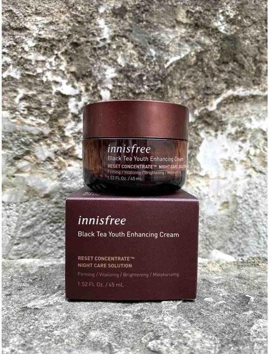 Image du produit Innisfree Crème de jeunesse au thé noir 45ml (45 ml, Crème 24h)