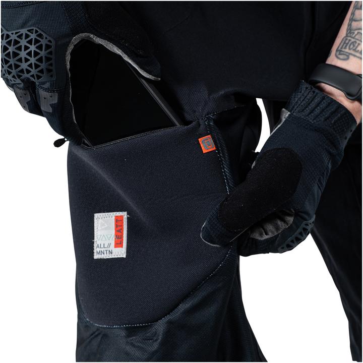 Actual product image Leatt Shorts MTB AllMtn 3.0 - Black (XXL)