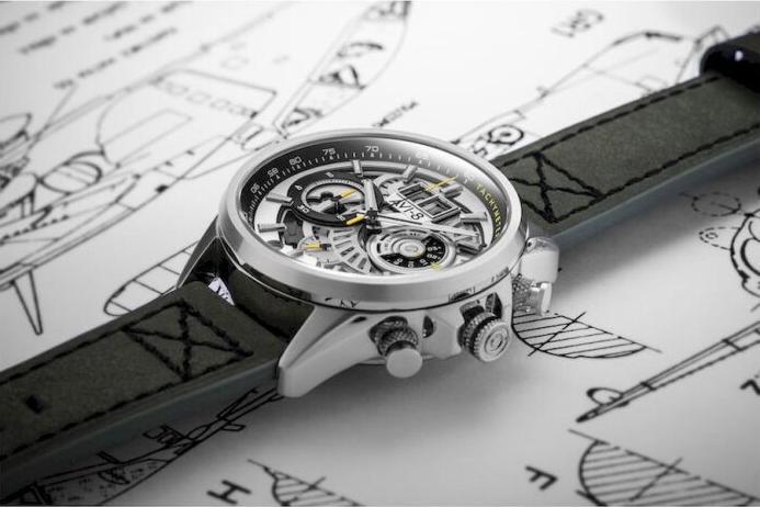 Actual product image AVI-8 AV-4065-01 Hawker Harrier Chronograph 45mm 5ATM (Chronograph, 45 mm)