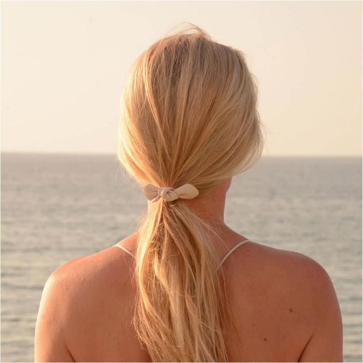 Actual product image Corinne World - Leather Bow Small Hair Tie Cream (Hair tie)
