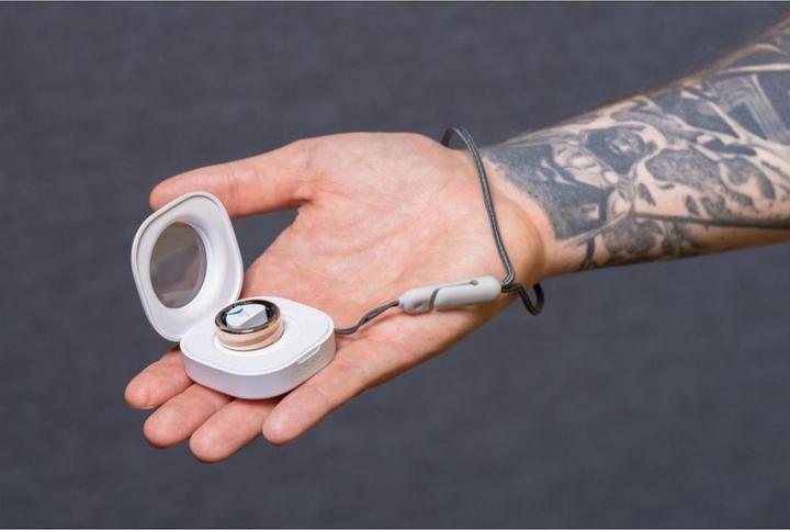 Actual product image OEM Smart device Smart Ring R11M - smart steel ring with charging box Size 8 (18,1mm) gold (8, Gold)