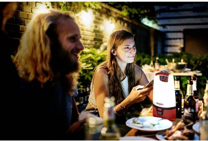 Image du produit Energizer E304157300 Vision USB LED Lanterne de camping 1300 lm alimentée par batterie rouge/