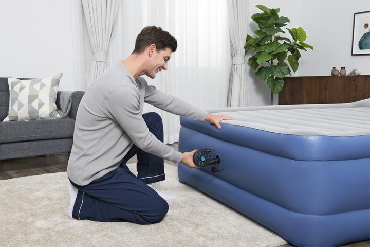 Actual product image Bestway PowerTouch™ battery-operated electric pump 565 l/min