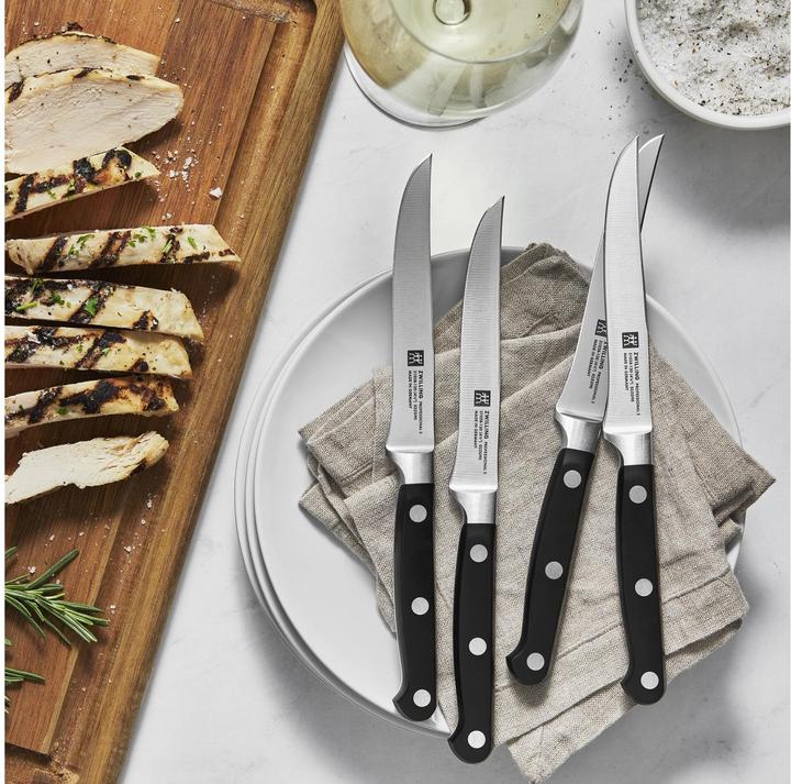 Actual product image Zwilling Professional "S" set of 4 steak knives (14 cm)