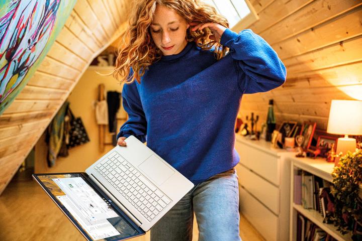 Immagine prodotto HP Chromebook 15a-na0940nd (15.60", Intel Celeron N4500, 4 GB, Ing. Int.)