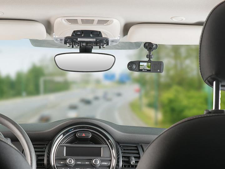 Immagine prodotto NavGear Telecamera da cruscotto Full HD con sensore G (Accelerometro, Accumulatore di carica elettrica, Full HD)