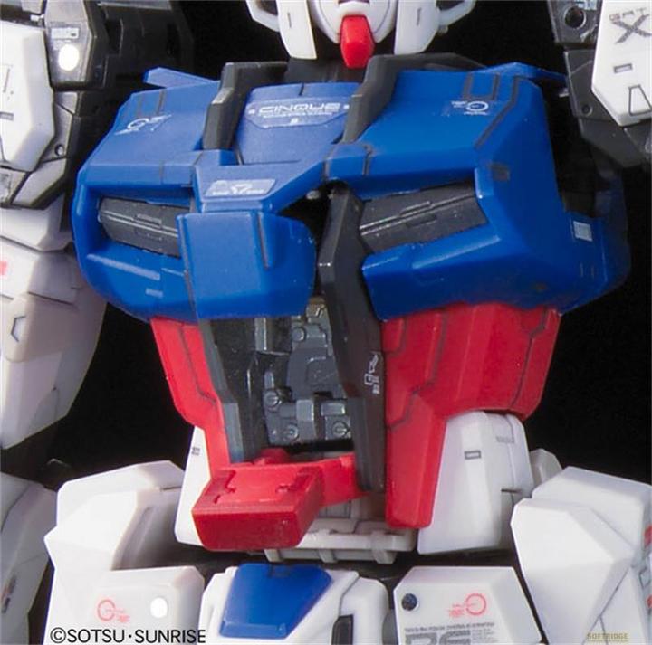 Image du produit Bandai 1/144 RG GAT-X105 AILE STRIKE GUNDAM