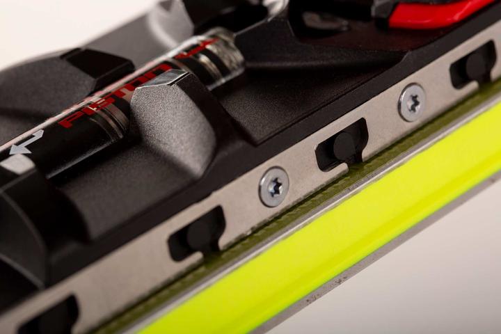 Actual product image Völkl Ski Volkl Racetiger SL R WC + X-cell 16 2020 (157 cm, Without binding)
