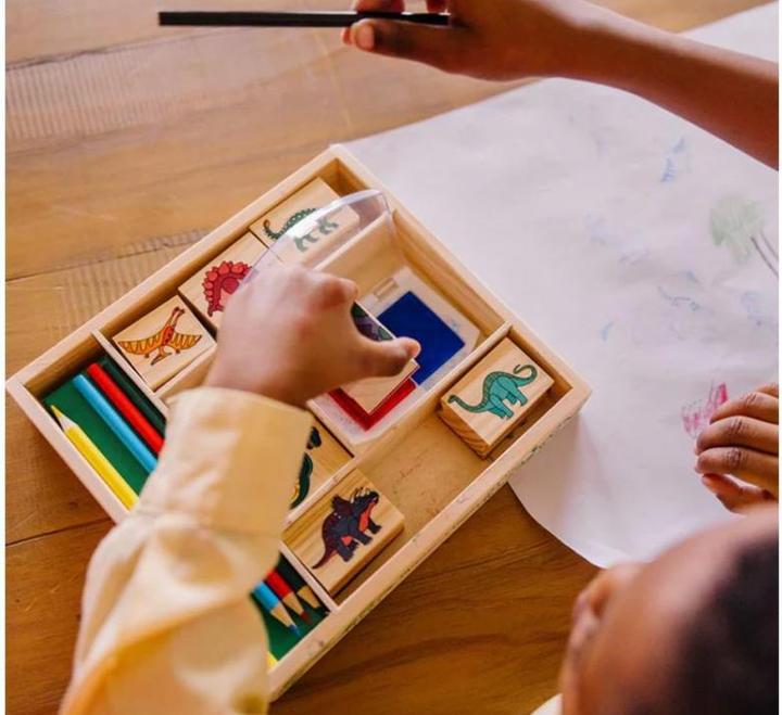 Immagine prodotto Melissa & Doug Set di francobolli Dinosauro