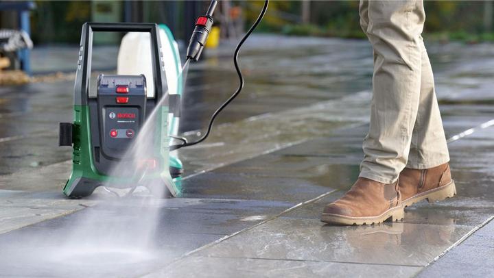 Actual product image Bosch Home & Garden BOSCH UniversalAquatak 36V-100 cordless high-pressure cleaner + accessories (Rechargeable battery operated)