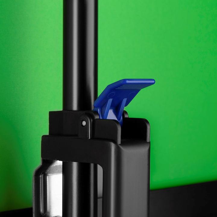 Actual product image Maclean Stand Green screen on parking lot, 92", 150x180cm, adjustable height, MC-931 (92", 4:3)