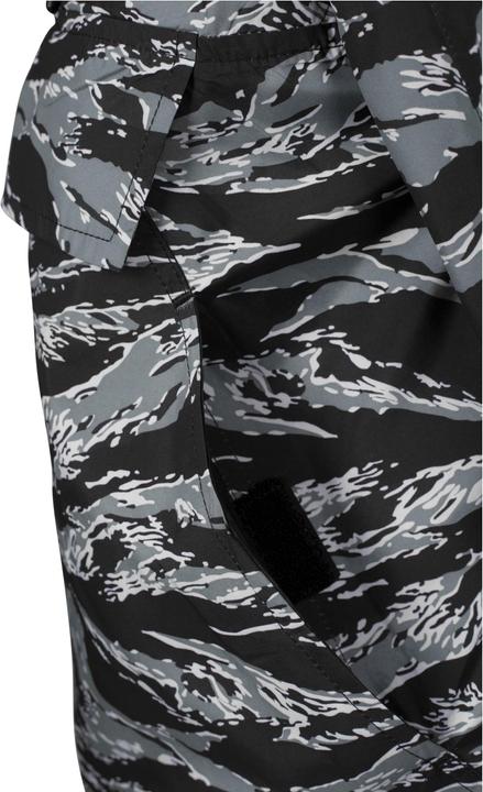 Produktbild Urban Classics Tiger Camo Pull Over (M)