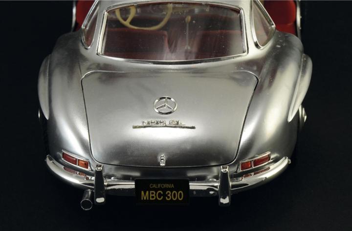 Produktbild 1:16 Mercedes-Benz 300 SL Gullwing