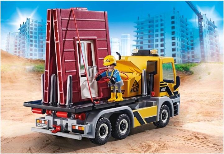 Actual product image Playmobil Truck with swap body (70444, Playmobil City Action)
