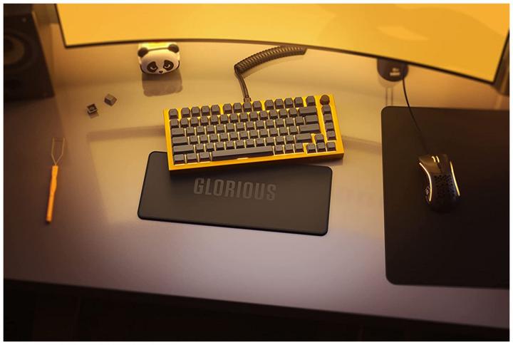 Actual product image Glorious GLO-KBM-TKL-B