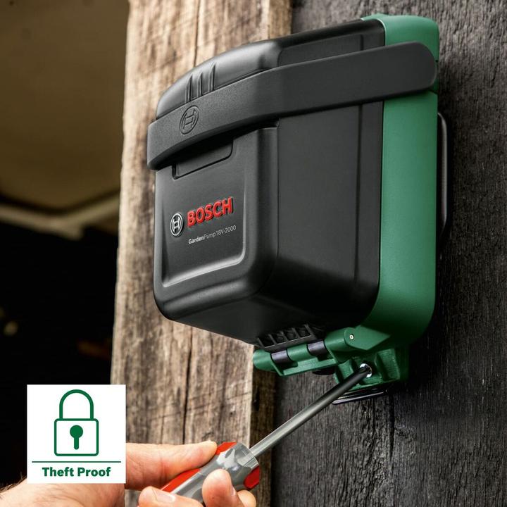 Produktbild Bosch Home & Garden GardenPump 18V-2000 (Regenfasspumpe)
