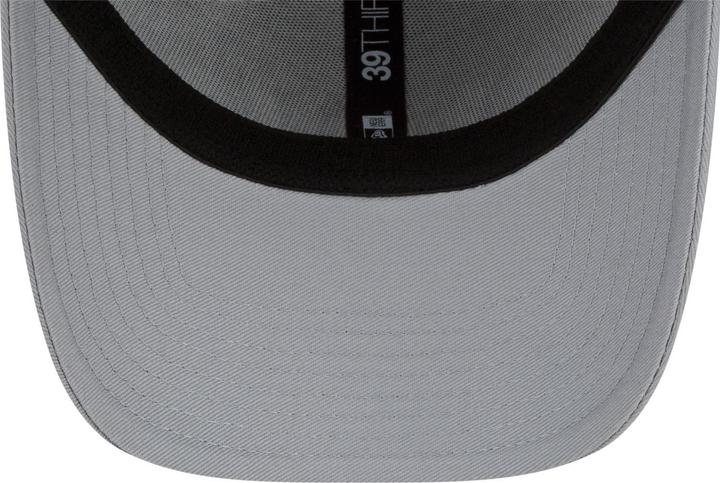 Actual product image New Era 39Thirty Stretch Mesh Cap Washington Commanders - M/ (M/L)