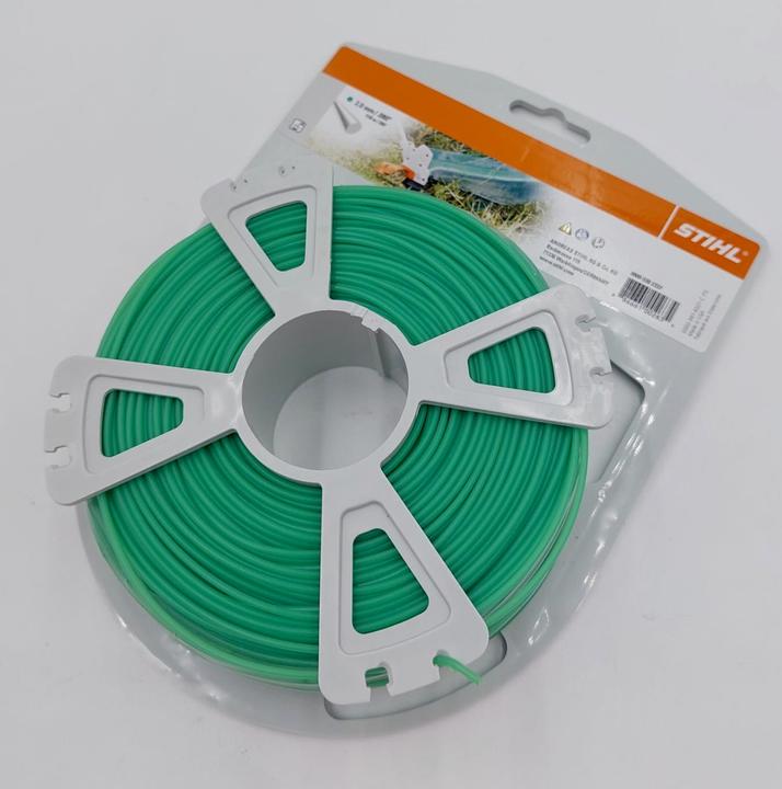 Produktbild Stihl 9302337 quadr. Ø 3,0 mm x 53 m Mähfaden, grün (Rasentrimmer, Trimmerfaden + Fadenspule)