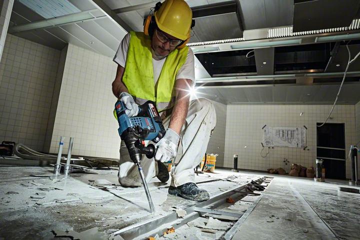 Produktbild Bosch Professional GBH 36 V-LI Plus, 2 x 4.0Ah Akkus (Akkubetrieb)