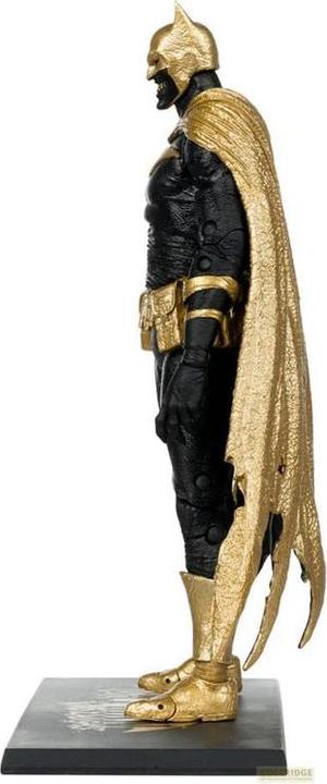 Produktbild McFarlane DC Multiverse Actionfigur Batman of Earth-22 Infected (Dark Metal) Knightmare Edition (Gold Label) 1