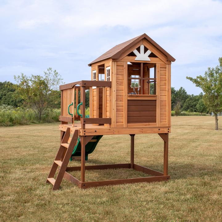 Actual product image Backyard Discovery Echo Heights Playhouse
