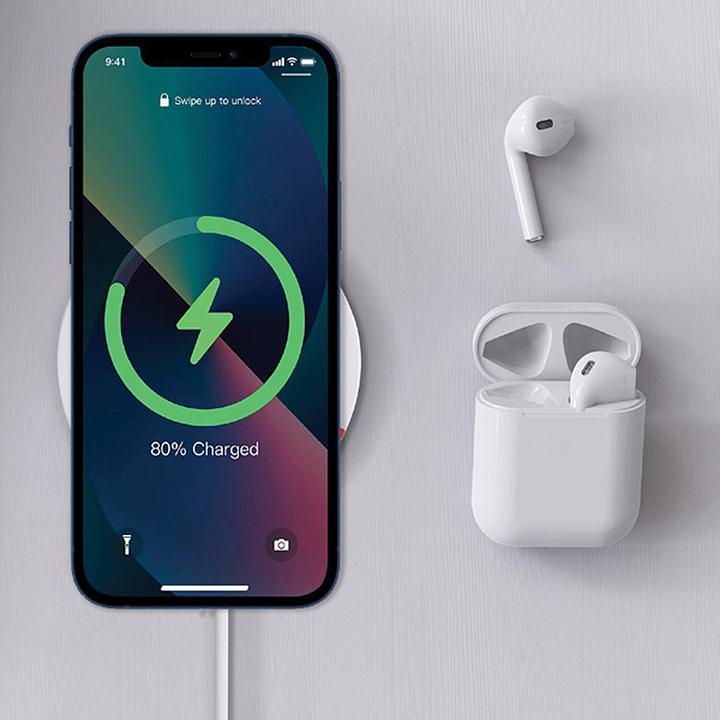 Actual product image Skross Wireless Charger Magsafe, white, induction charging standard (10 W)