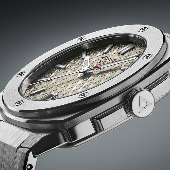 Actual product image Alpina Watch Alpine Extreme Quartz (34 mm)