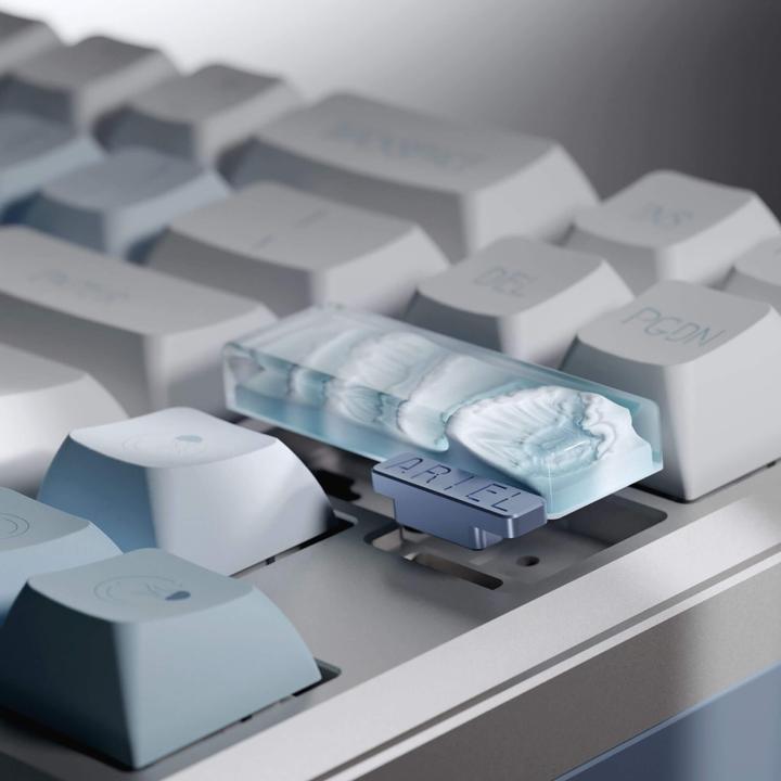 Actual product image Varmilo Sword 68 (US, Cable, Wireless)