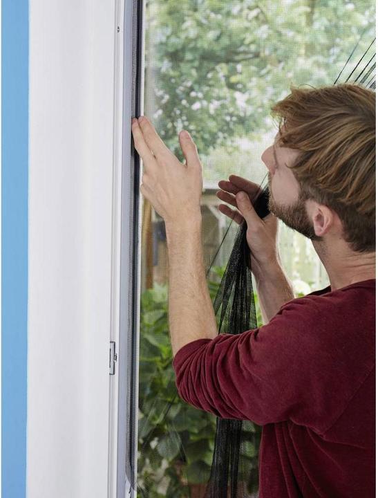 Image du produit tesa Moustiquaire COMFORT pour fenêtres, avec bande Velcro, autocollante, sans perçage (130 x 150 cm)