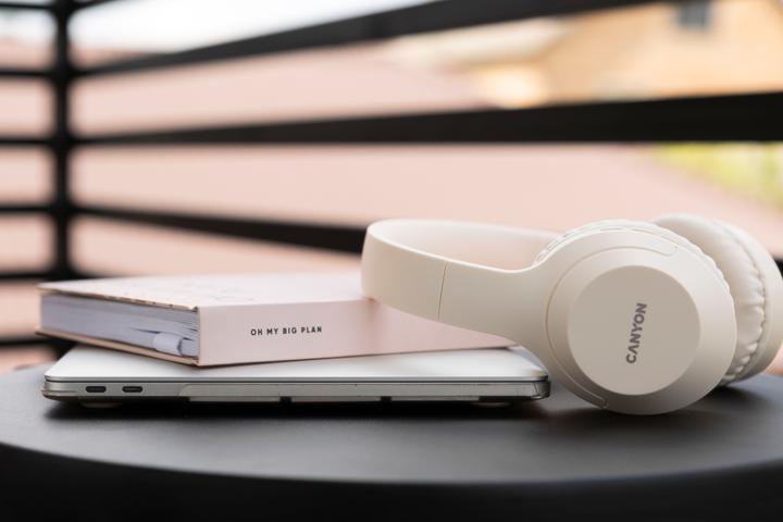 Actual product image Canyon BTHS-3 (No noise cancelling, 15 h, Wireless, Cable)