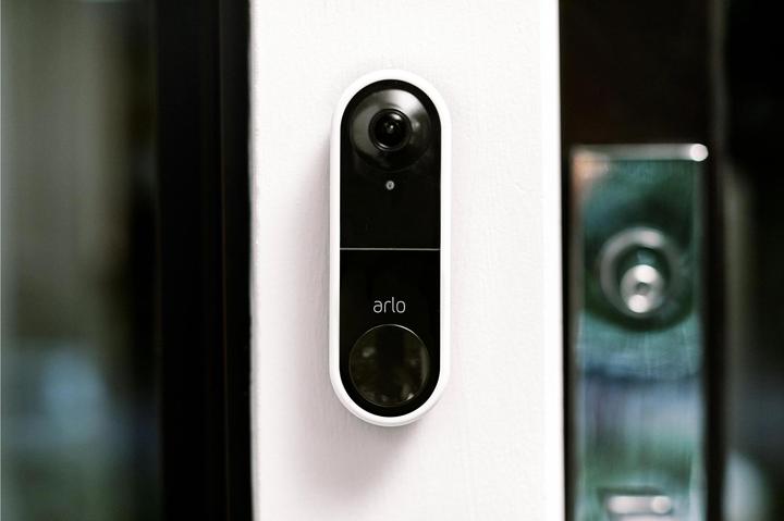 Produktbild Arlo Essential Video-Türklingel (App, WLAN)
