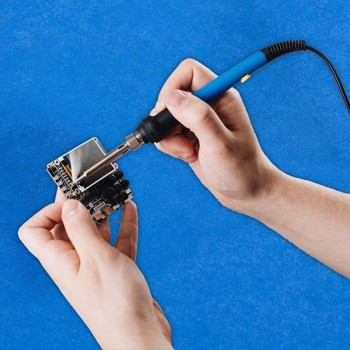 Actual product image CircuitMess Wheelson - Electronics kit