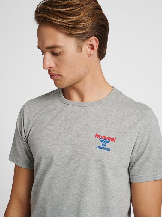 Actual product image hummel Ic Dayton T-Shirt (S)