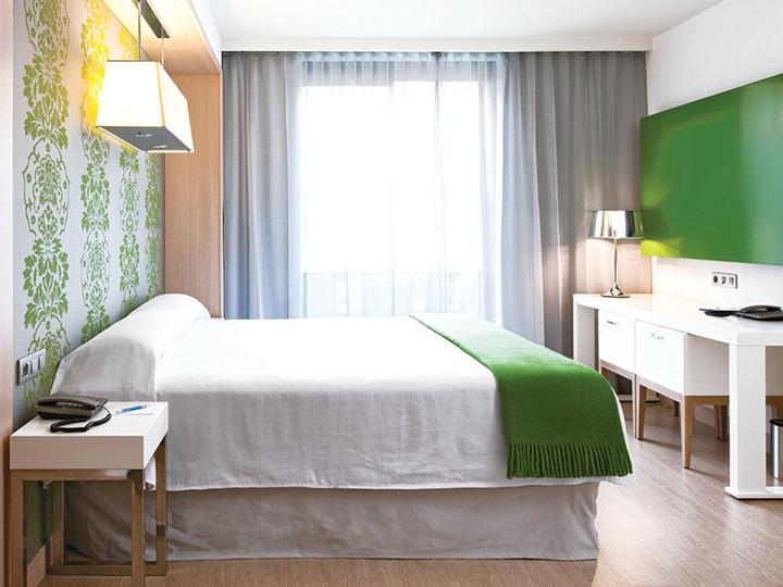Immagine prodotto Smartbox 3 giorni da sogno per scoprire la Spagna in eleganti hotel 4* e 5* (2 pers.)