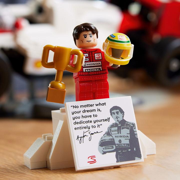 Actual product image LEGO McLaren MP4/4 & Ayrton Senna (10330, LEGO Icons)