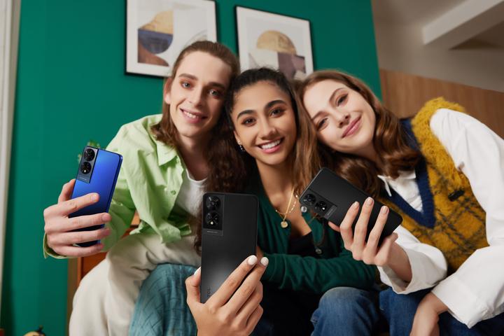 Actual product image TCL 50 5G (128 GB, Space grey, 6.60", SIM + eSIM, 50 Mpx, 5G)