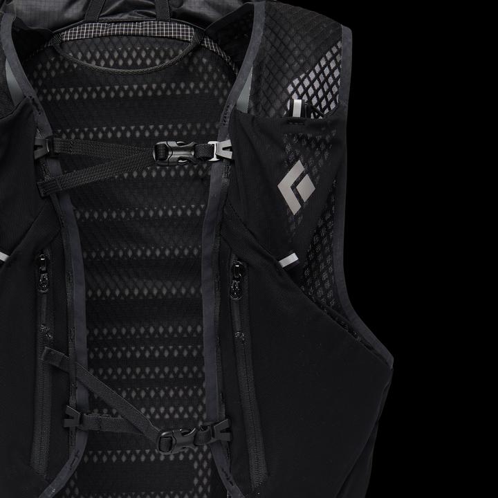 Actual product image Black Diamond Distance 22 Backpack (22 l)