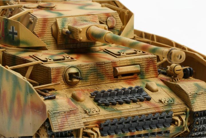 Actual product image Tamiya Tank IV Ausf.H Late