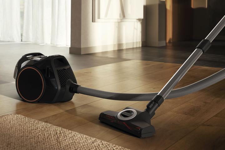 Actual product image Miele Boost CX1
