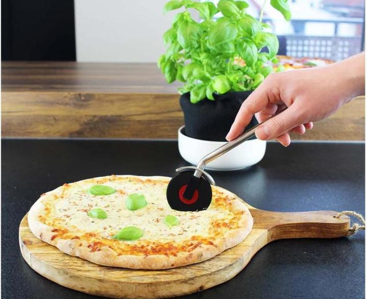 Actual product image TOP Pizza cutter