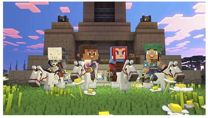 Produktbild Microsoft Minecraft: Deluxe Collection (Xbox Series X, Xbox Series S, Xbox One X, Xbox One S)