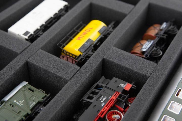 Produktbild Feldherr DSLB075P01 - Lagerbox DSLB075 für Modelleisenbahn Loks, Wagons und Fahrzeuge - 8 Ste