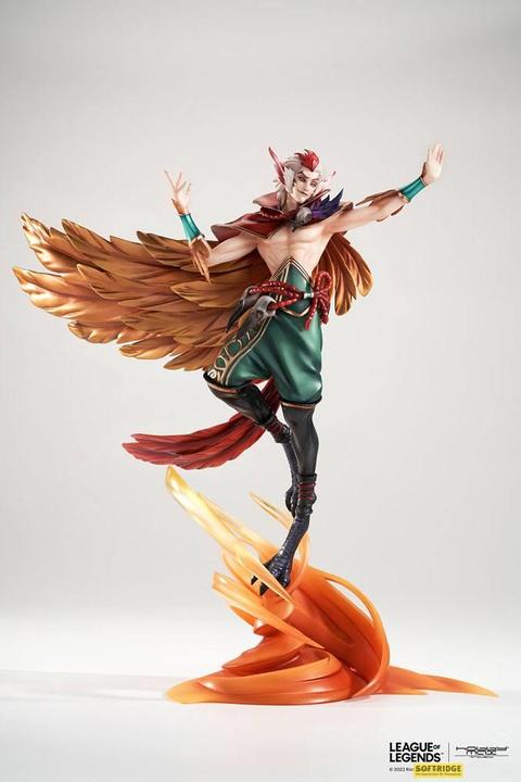 Actual product image Hobbymax League of Legends statuette PVC 1/7 Rakan 32 cm